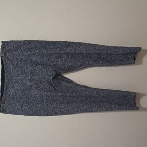 Beyond Yoga Heather Grey High Waisted Cropped Capri Leggings Size 1X